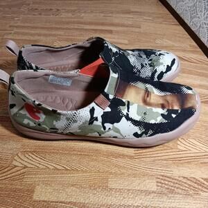 UIN Abstract Mona Lisa Camo Mens Size 12 Toledo Slip On Travel Shoe Canvas Shoe